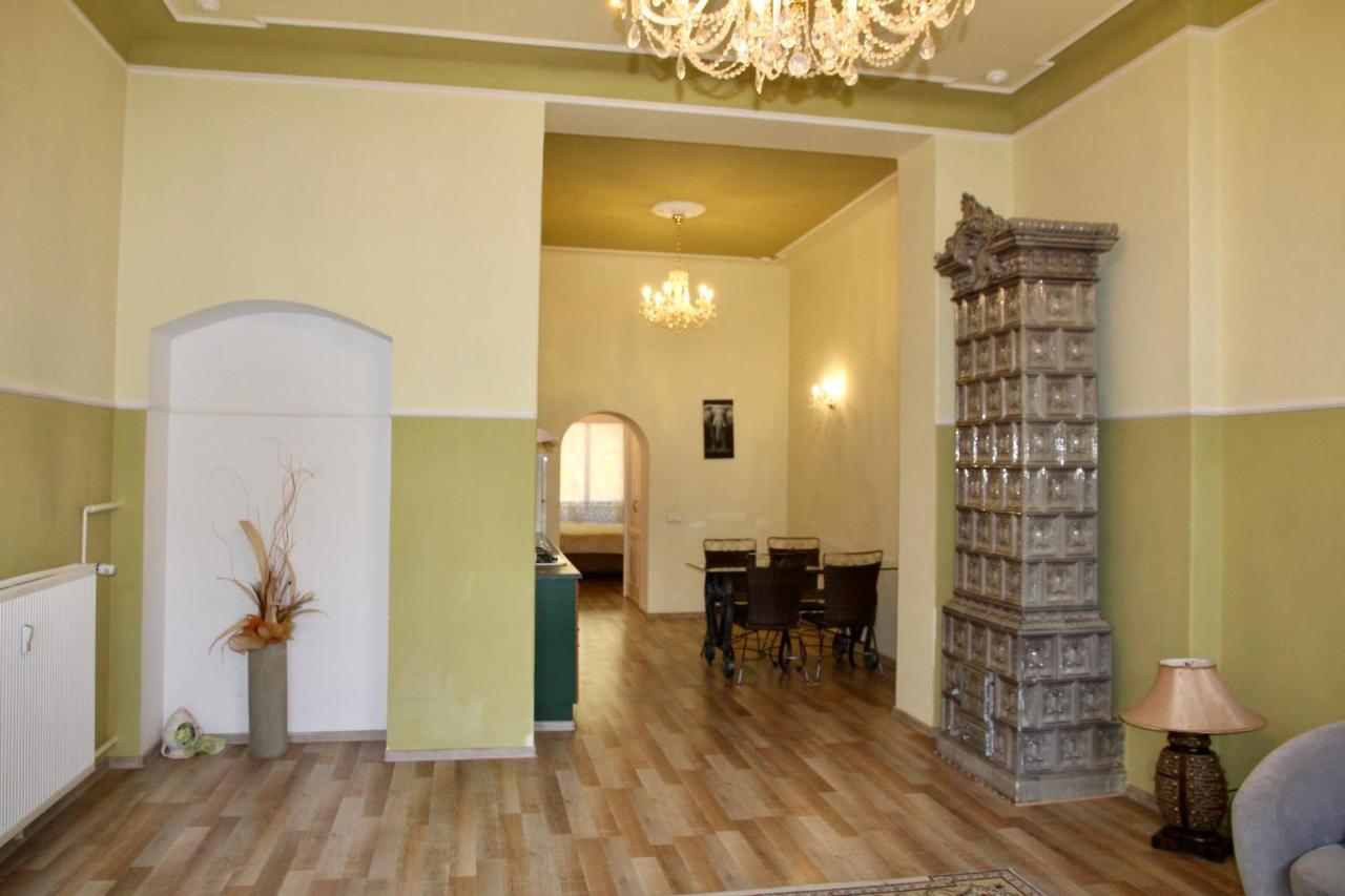 קרלובי וארי Apartman Sylva Na Stare Louce 42 מראה חיצוני תמונה